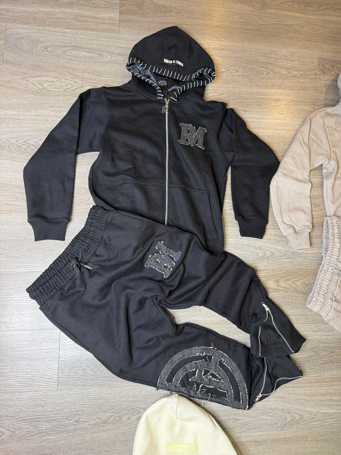 Distressed Logo Set