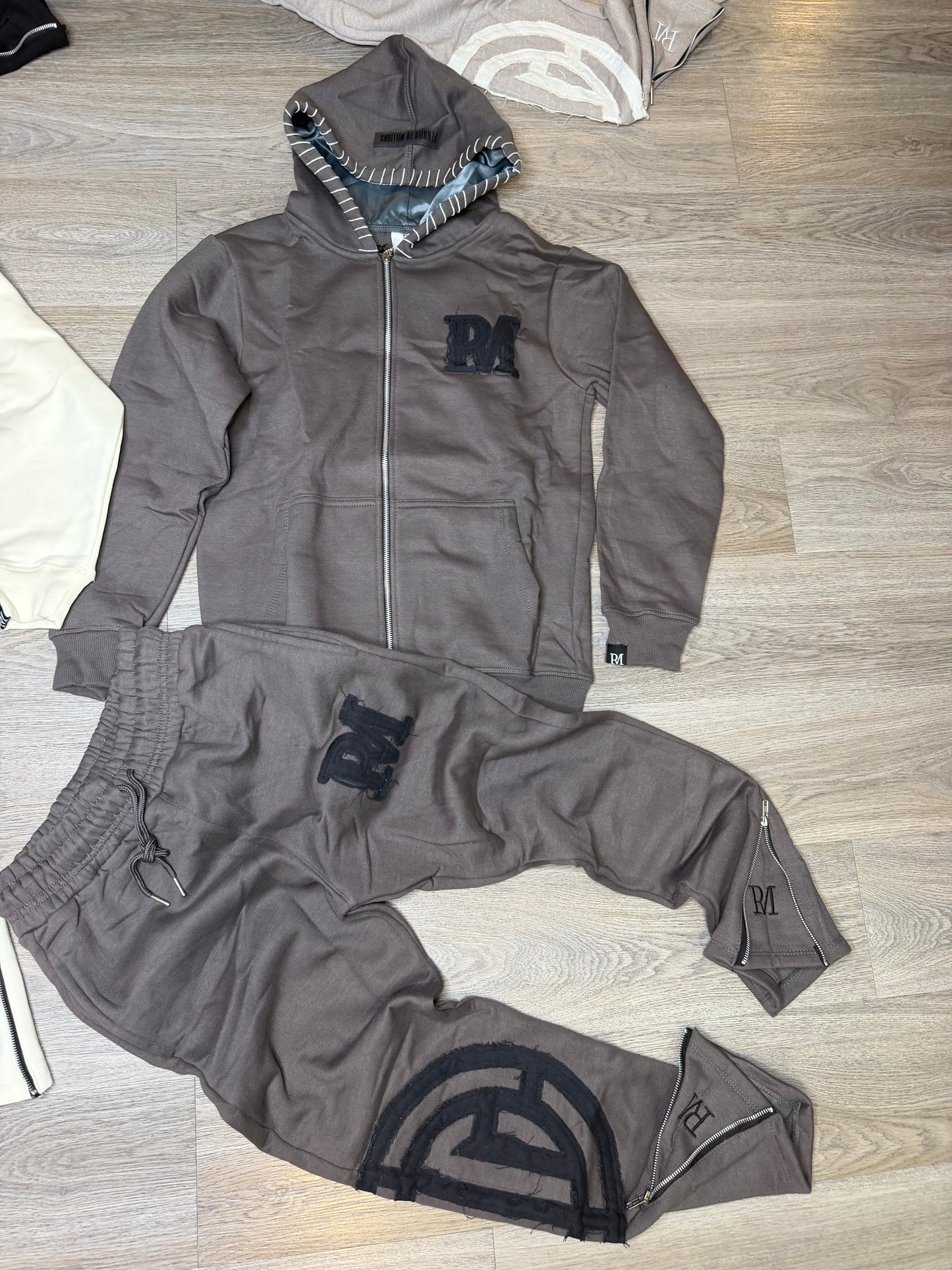Distressed Logo Set