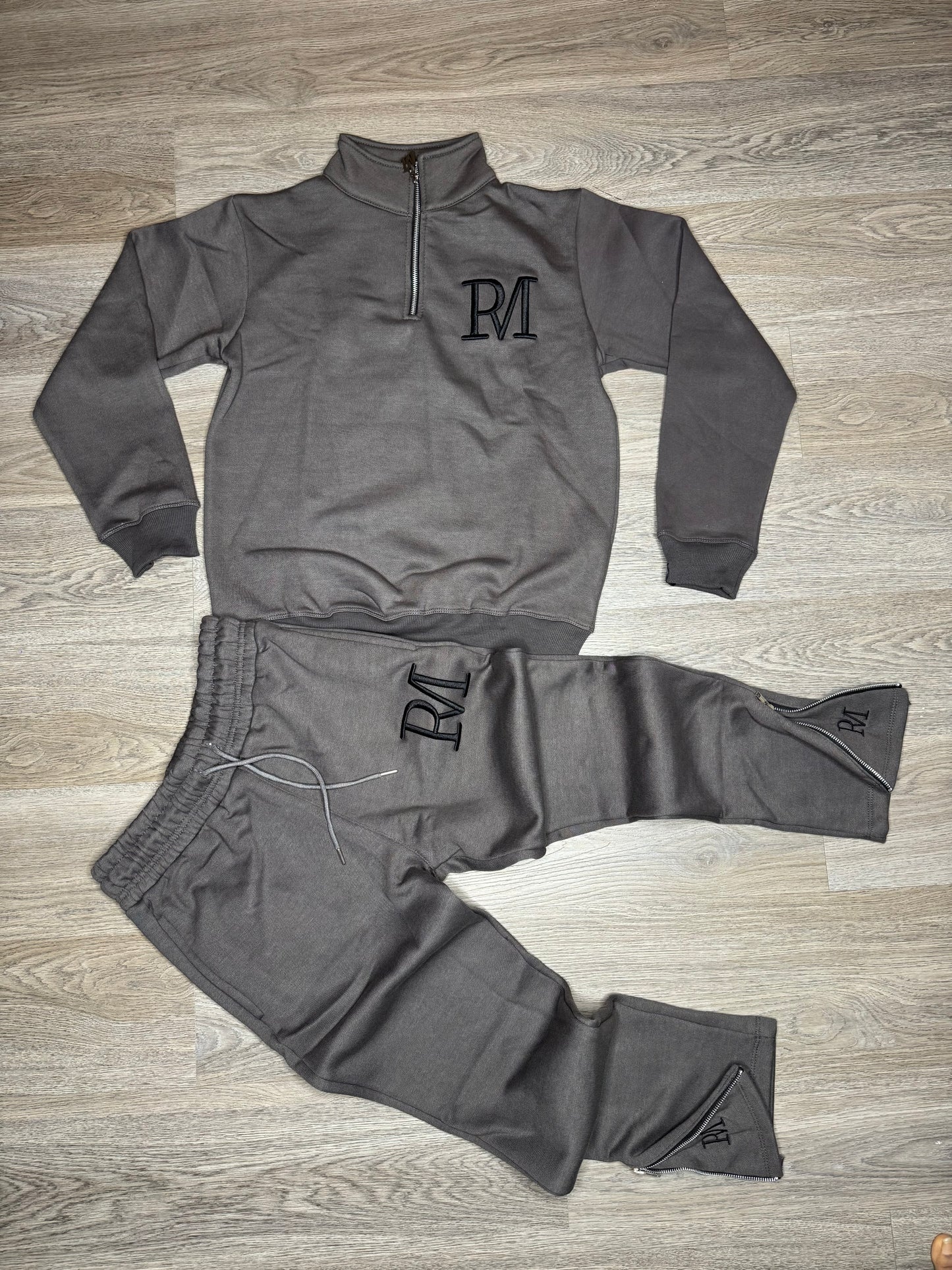 3D Logo Quarter Zip Set