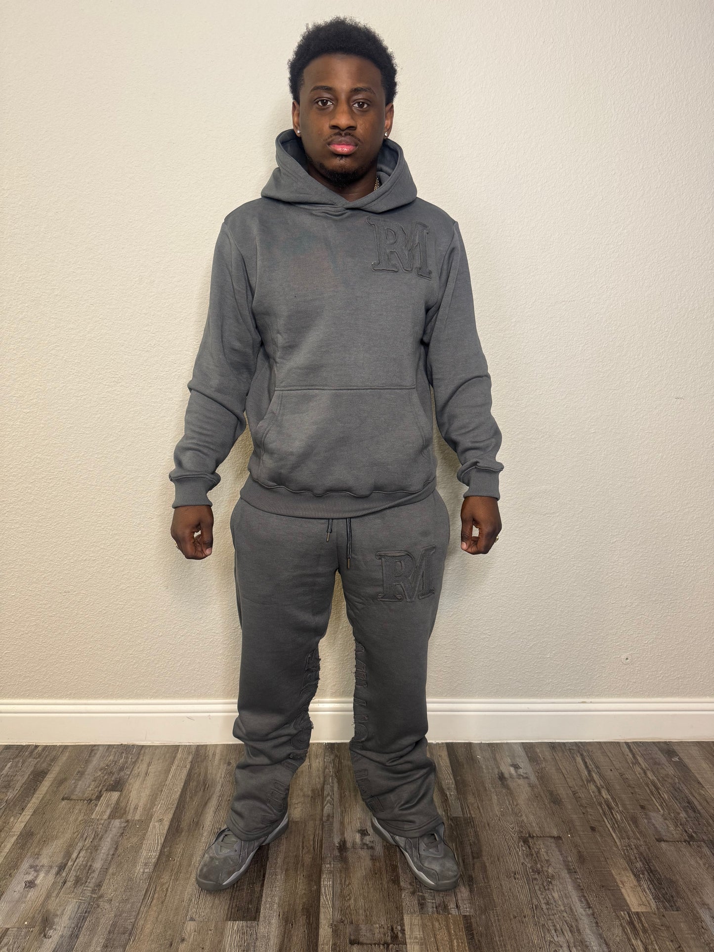 Distressed Millionaire Set