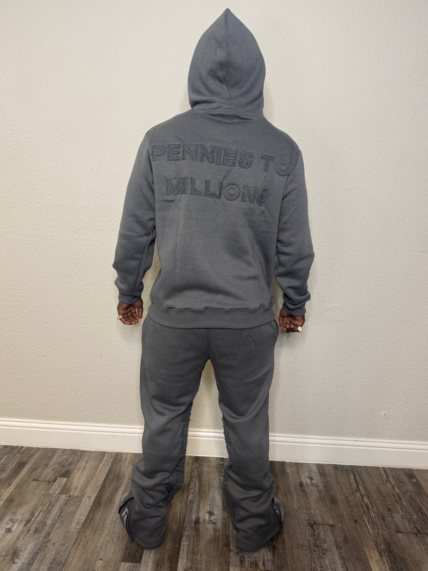 Distressed Millionaire Set